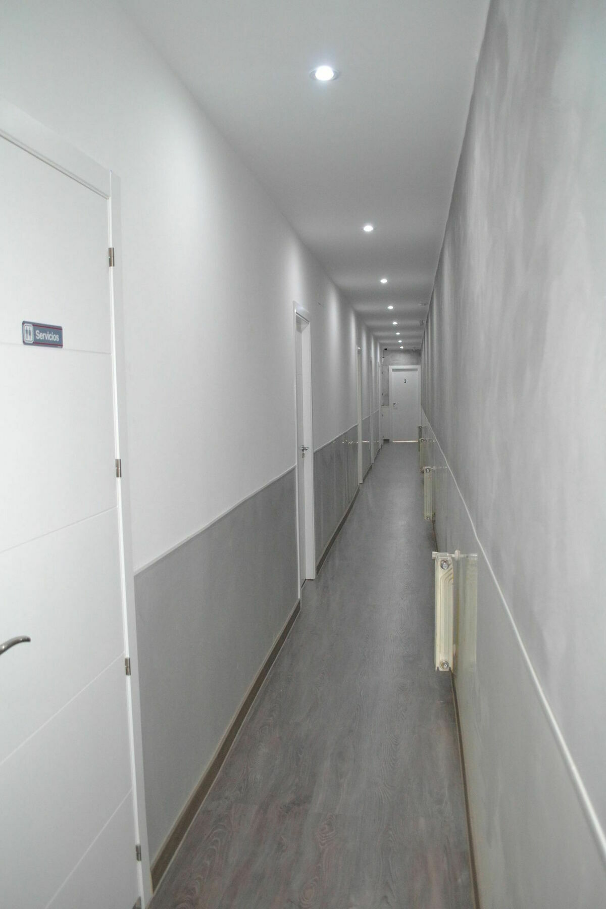 Hostal Meyra Мадрид Екстериор снимка